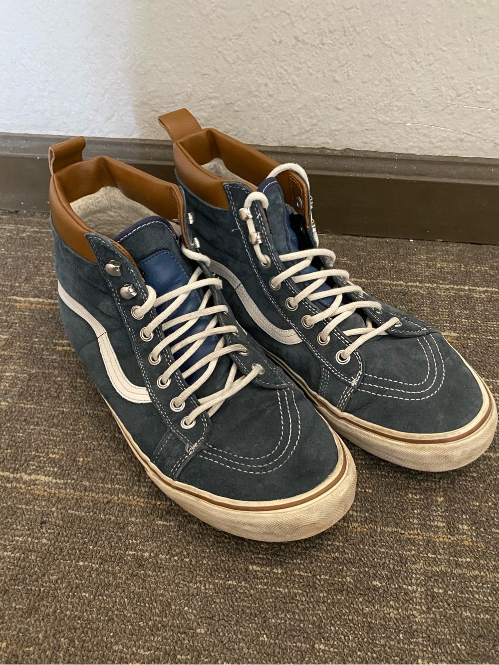 Vans Men’s Sk8-Hi MTE Navy Suede High-Top Sneakers Size 13